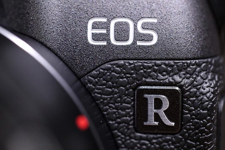 Canon EOS R 全片幅無反相機開箱｜佳能單眼使用心得分享