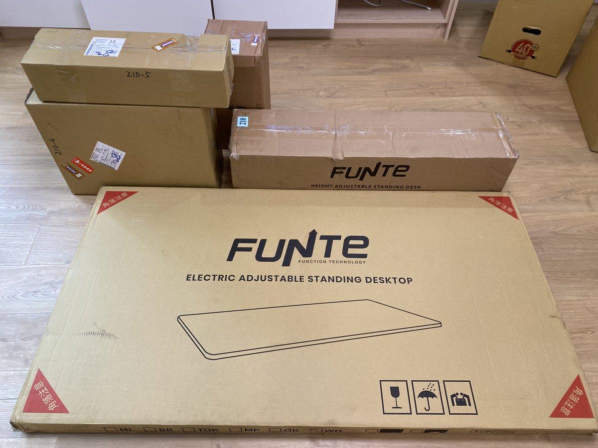 FUNTE 三節式電動升降桌  客製化加拿大楓木桌板 安裝開箱使用心得